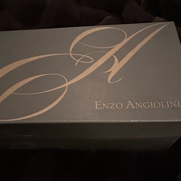 Enzo Angiolini Ladies “Snakeskin” Pointed Toe Pumps. Size 9M - Picture 7 of 9